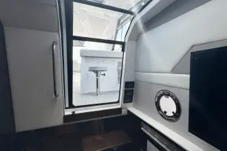 Thumbnail von Cruisers Yachts 42 GLS OB