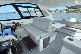 Thumbnail von Cruisers Yachts 42 GLS OB