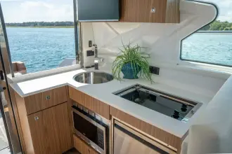 Thumbnail von Cruisers Yachts 42 Cantius