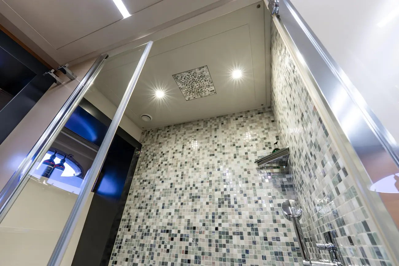 Thumbnail von Pershing 92