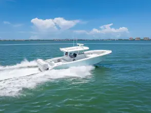 Thumbnail von Yellowfin 39 Offshore