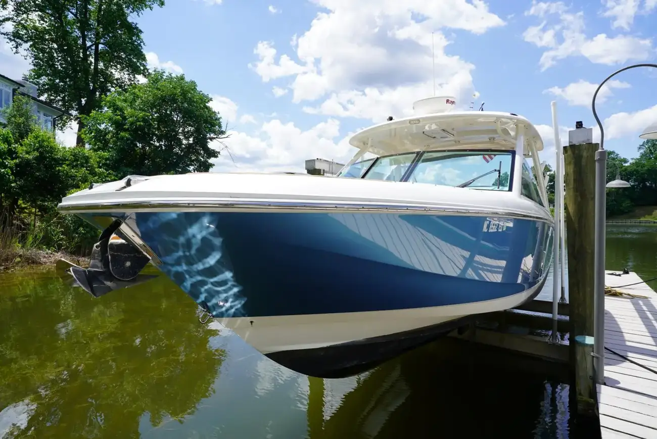 Boston Whaler 320 Vantage
