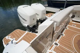 Thumbnail von Boston Whaler 320 Vantage