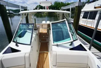 Thumbnail von Boston Whaler 320 Vantage
