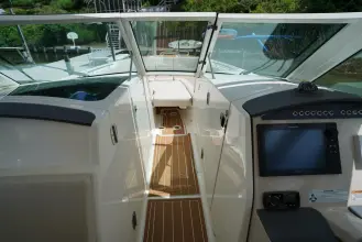 Thumbnail von Boston Whaler 320 Vantage