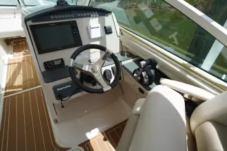 Thumbnail von Boston Whaler 320 Vantage