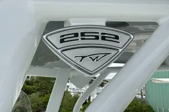 Thumbnail von Tidewater Boats 252 LXF