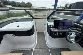 Thumbnail von Sea Ray SLX 260