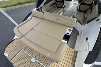 Thumbnail von Sea Ray SLX 260