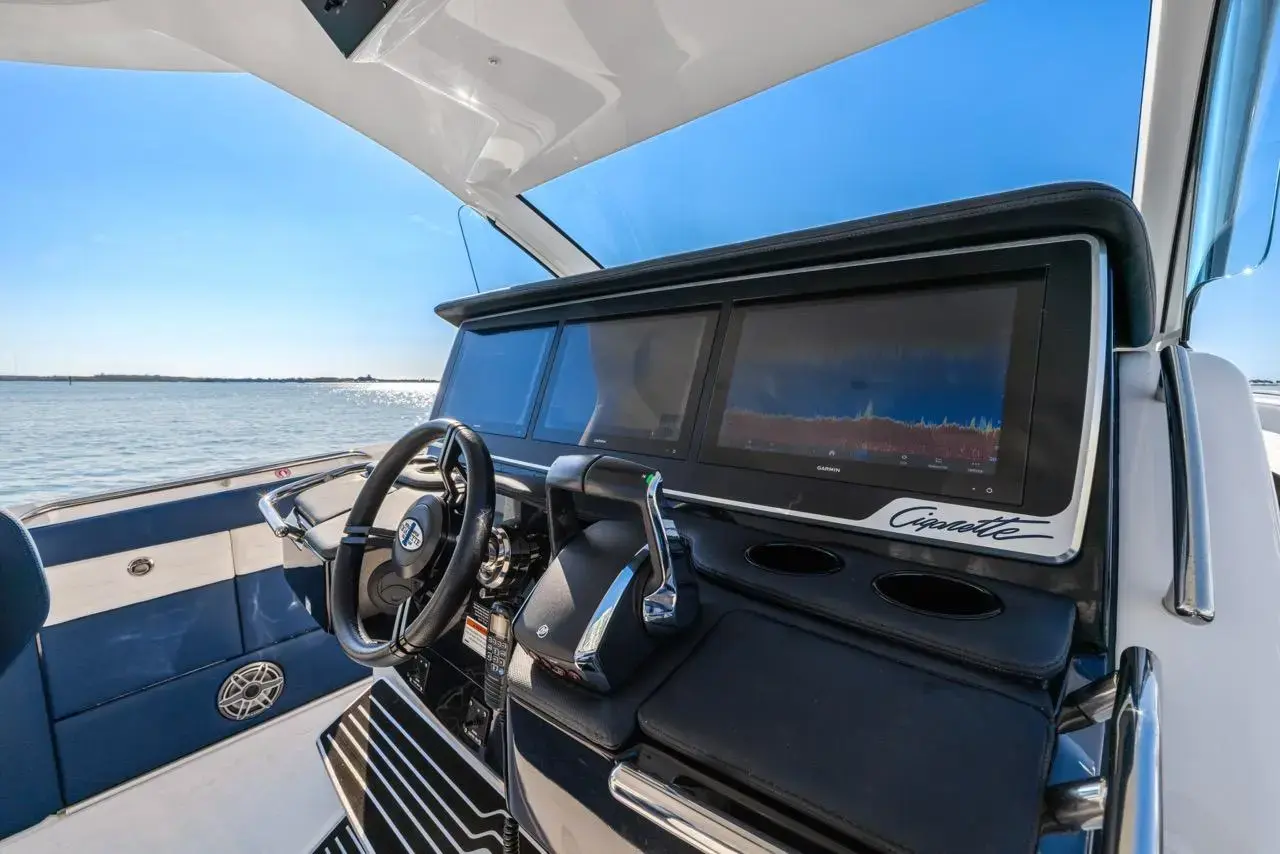 Thumbnail von Cigarette 42 Auroris