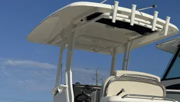 Thumbnail von Boston Whaler 270 Dauntless