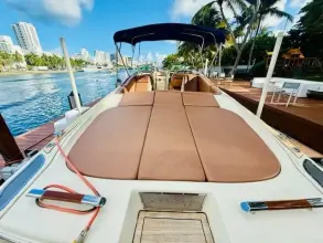 Thumbnail von Chris Craft Launch 32