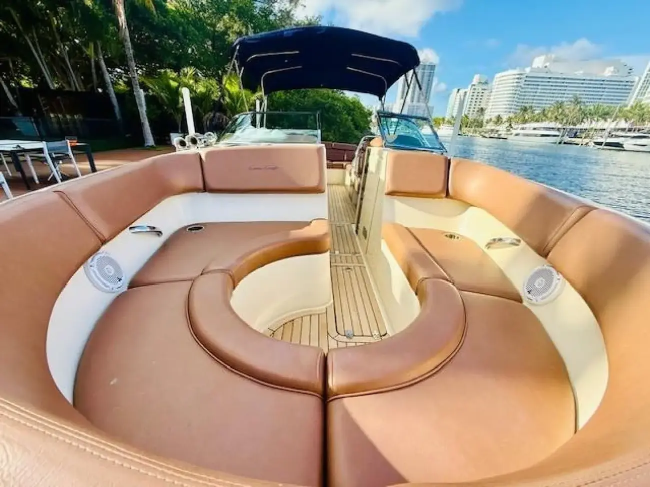 Thumbnail von Chris Craft Launch 32