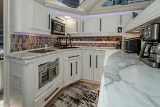 Thumbnail von Cruisers Yachts 3850 Aft Cabin Bada Bing