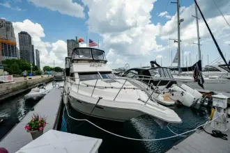 Thumbnail von Cruisers Yachts 3850 Aft Cabin Bada Bing