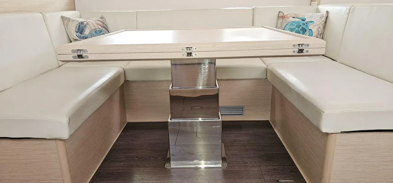 Thumbnail von Jeanneau Yachts 51