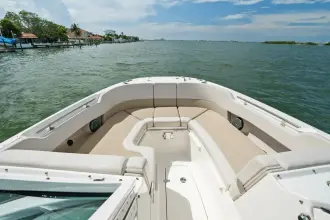 Thumbnail von Boston Whaler 320 Vantage