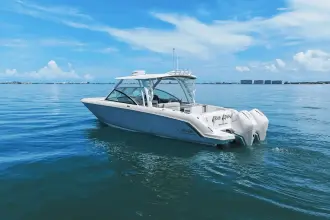 Thumbnail von Boston Whaler 320 Vantage