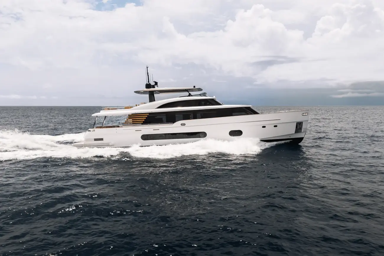 Thumbnail von Azimut Magellano 25M