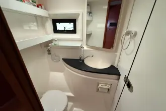 Thumbnail von Leopard 48 White Wings