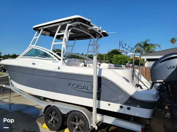 Robalo R247