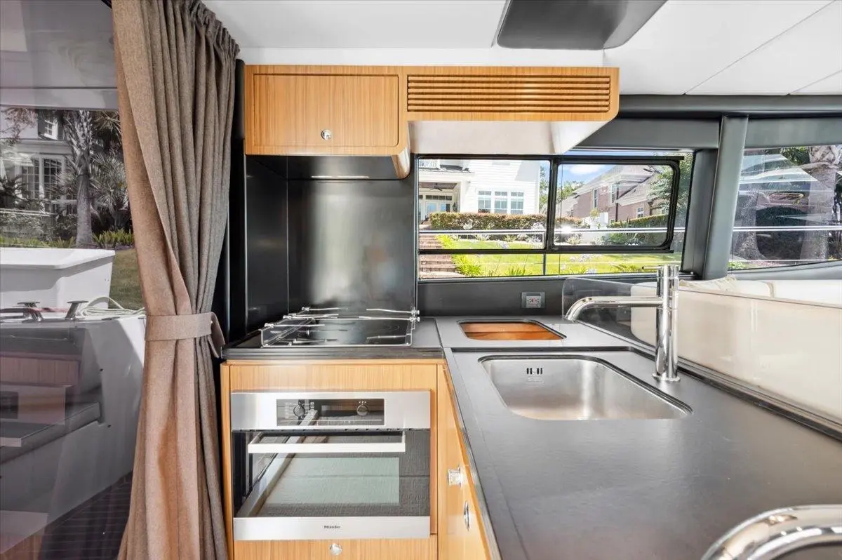 Thumbnail von Azimut 43