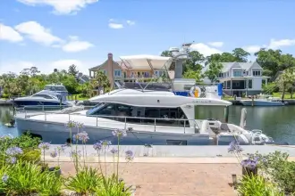 Thumbnail von Azimut 43