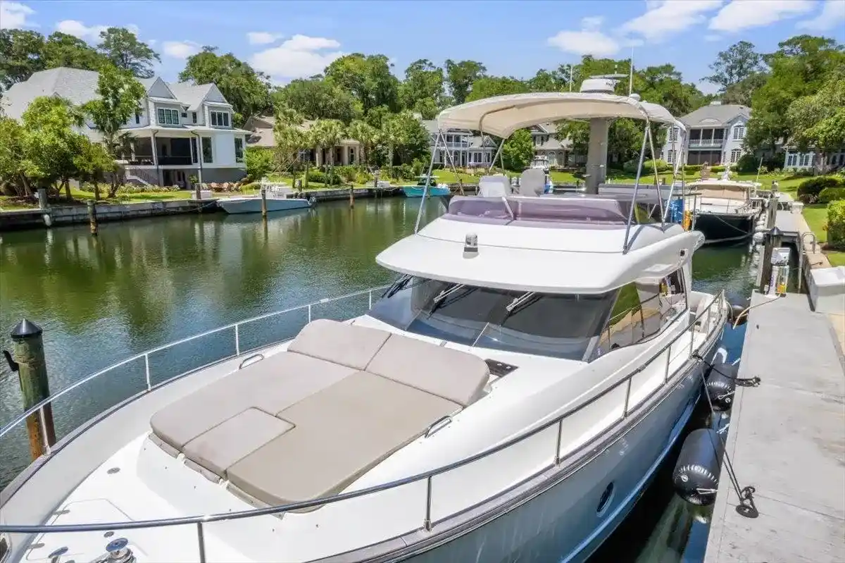 Thumbnail von Azimut 43