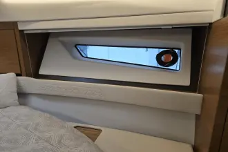 Thumbnail von Tiara Yachts 48LE