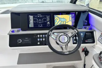 Thumbnail von シー レイ 320 サンダンサー