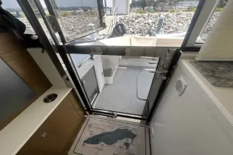 Thumbnail von Cruisers Yachts 45 Cantius