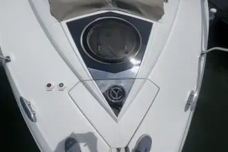 Thumbnail von Cruisers Yachts 45 Cantius