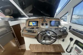 Thumbnail von Cruisers Yachts 45 Cantius