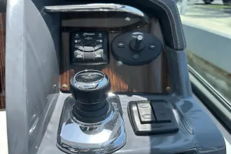 Thumbnail von Cruisers Yachts 35 Express