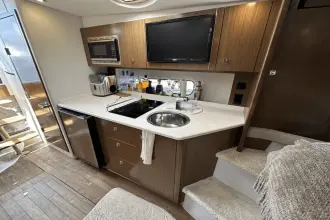 Thumbnail von Cruisers Yachts 35 Express