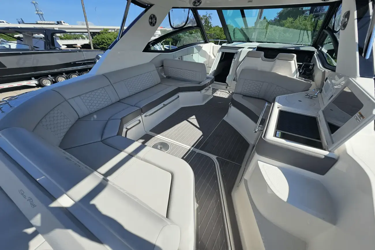 Thumbnail von Sea Ray 320 Sundancer