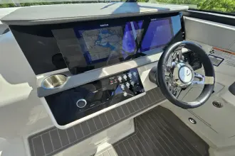 Thumbnail von Sea Ray 320 Sundancer