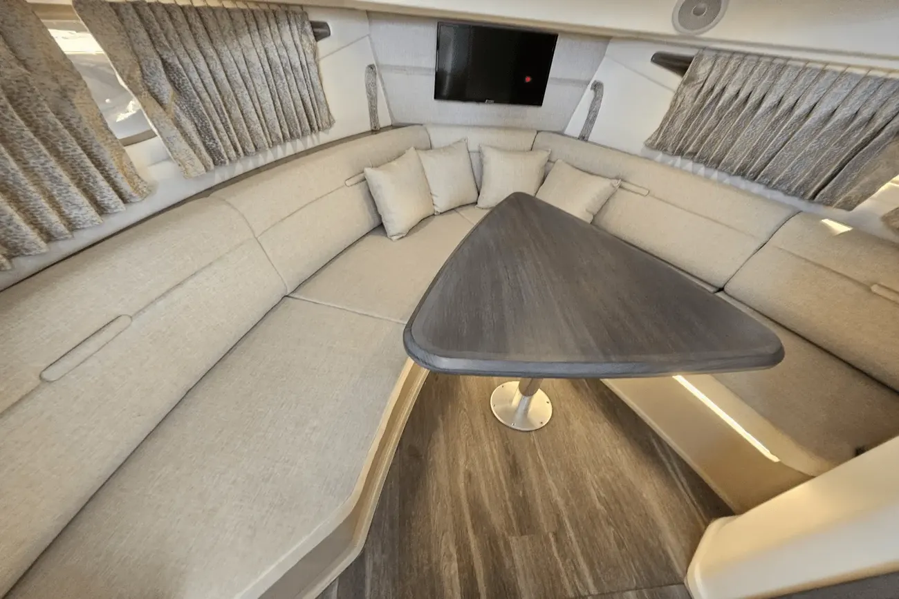 Thumbnail von Sea Ray 320 Sundancer