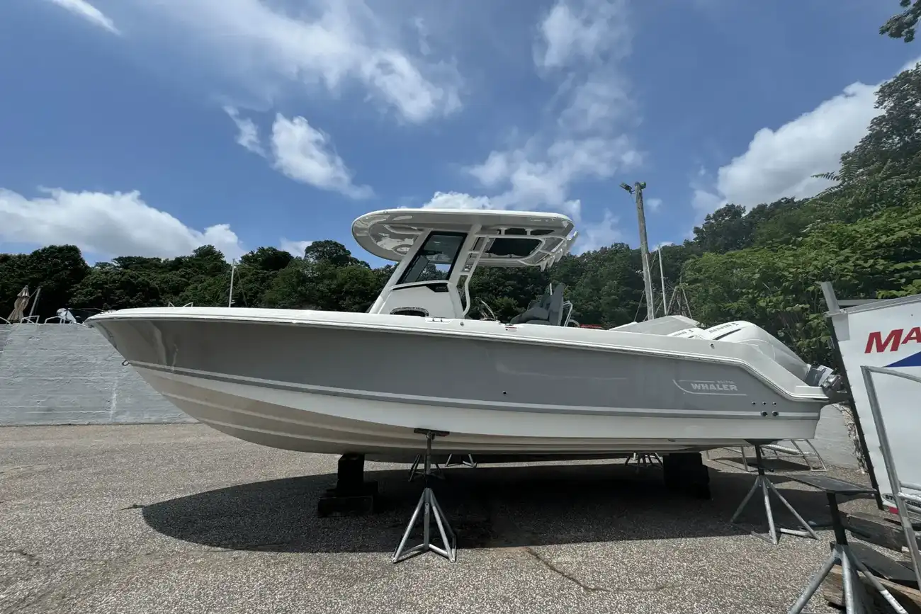 Boston Whaler 25 Outrage