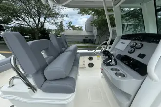 Thumbnail von Boston Whaler 25 Outrage