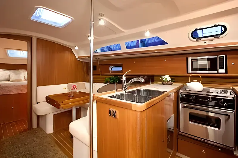 Thumbnail von Catalina 355