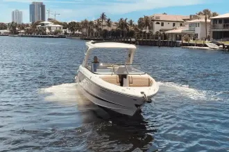 Thumbnail von Sea Ray SLX 310 Outboard