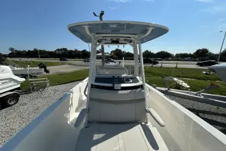 Thumbnail von Boston Whaler 250 Dauntless