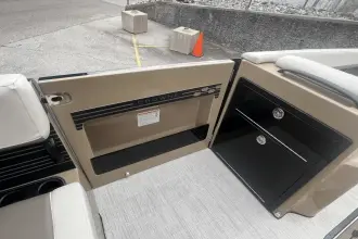 Thumbnail von Harris Crowne 250