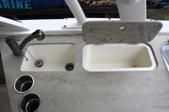 Thumbnail von Boston Whaler 320 Vantage