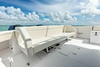 Thumbnail von Intrepid 430 Sport Yacht Virgo