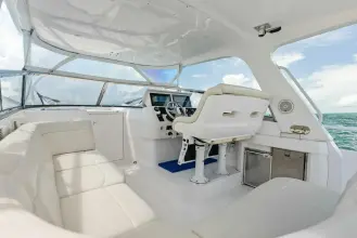 Thumbnail von Intrepid 430 Sport Yacht Virgo