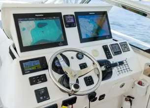 Thumbnail von Intrepid 430 Sport Yacht Lil' Sumpin II