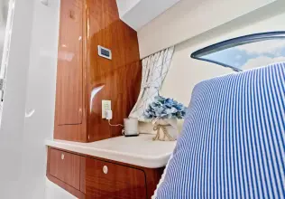 Thumbnail von Intrepid 430 Sport Yacht Lil' Sumpin II