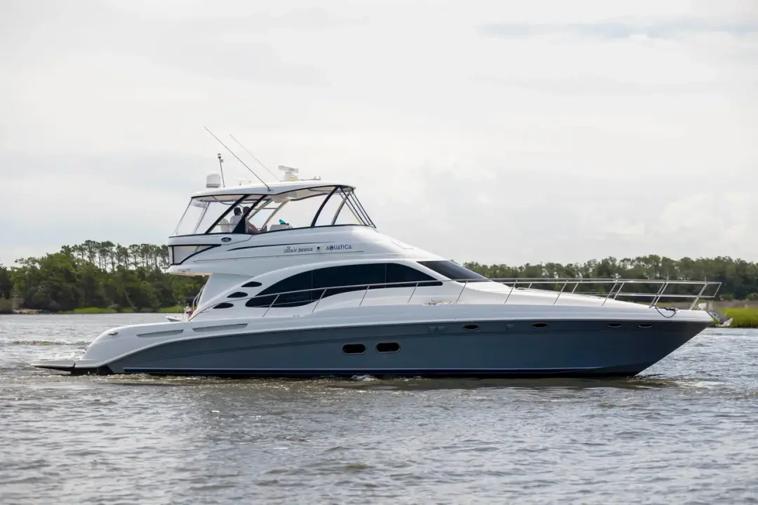 Sea Ray 580 Sedan Bridge